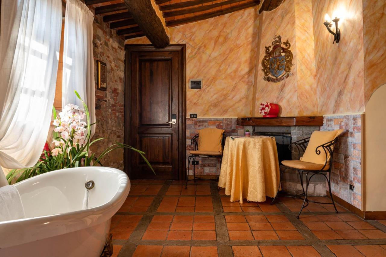 Luxury Corte Di Re Artu Λούκα Εξωτερικό φωτογραφία