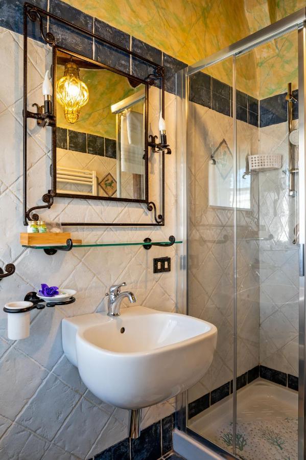 Luxury Corte Di Re Artu Λούκα Εξωτερικό φωτογραφία
