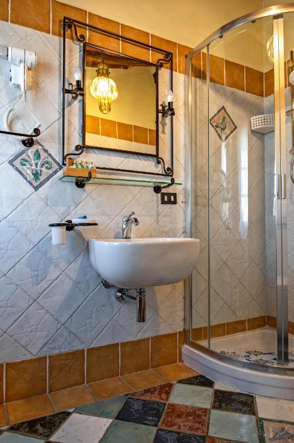 Luxury Corte Di Re Artu Λούκα Εξωτερικό φωτογραφία