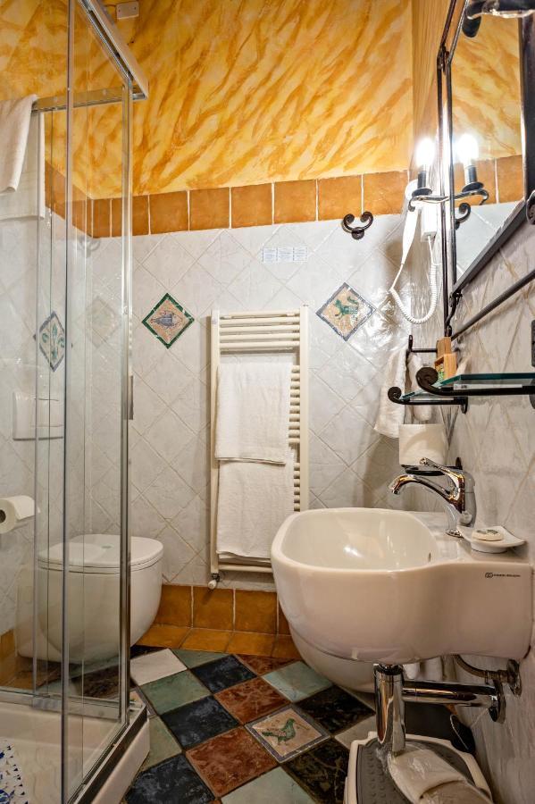 Luxury Corte Di Re Artu Λούκα Εξωτερικό φωτογραφία